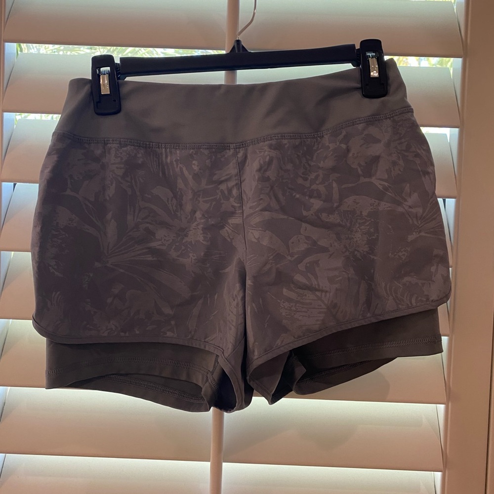 Women's Gray Floral Shorts